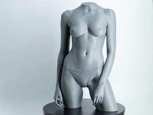 Female anatomical study sculpture designed for artists. Precision figure reference model for drawing, painting, and structural study.