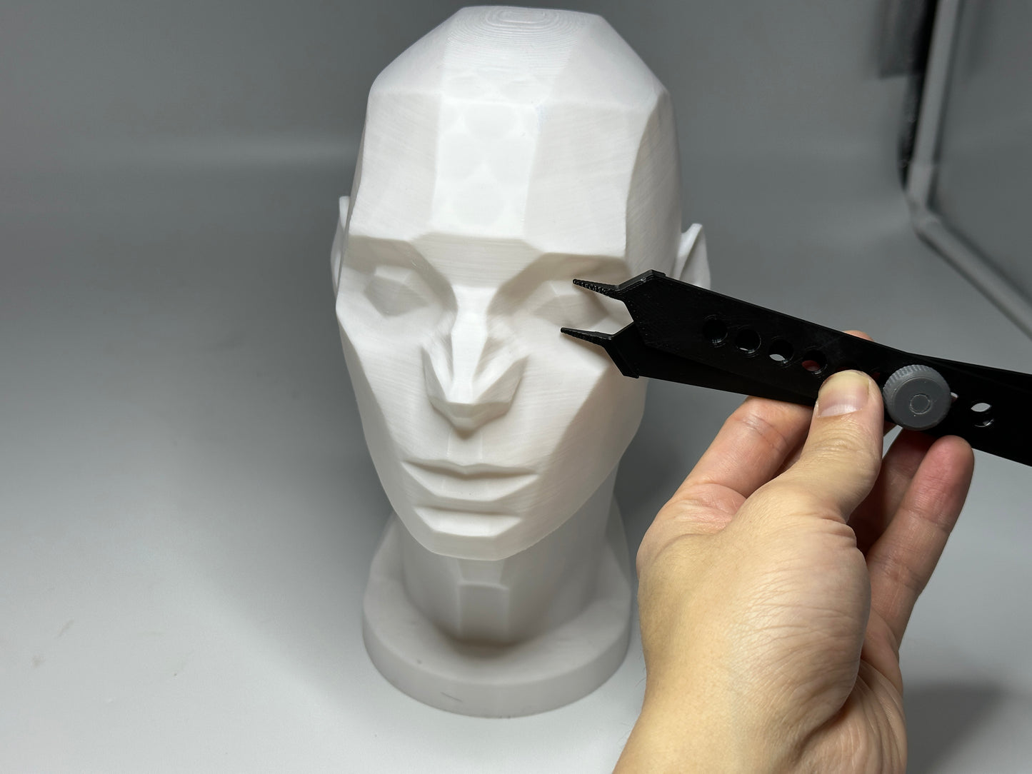 Scissor Style adjustable Caliper – Proportional Measuring Tool