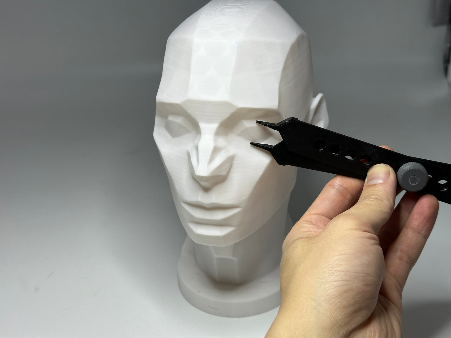 Scissor Style adjustable Caliper – Proportional Measuring Tool